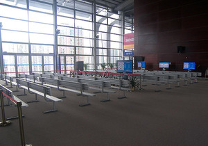 深圳会展中心 条凳式看台