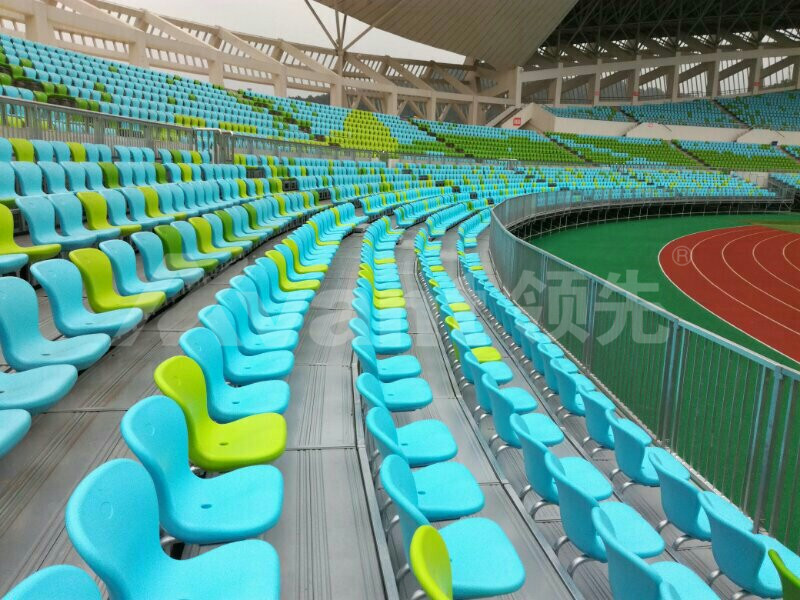 贵州-黔南州全民健身活动中心体育场 安易金属看台05.jpg